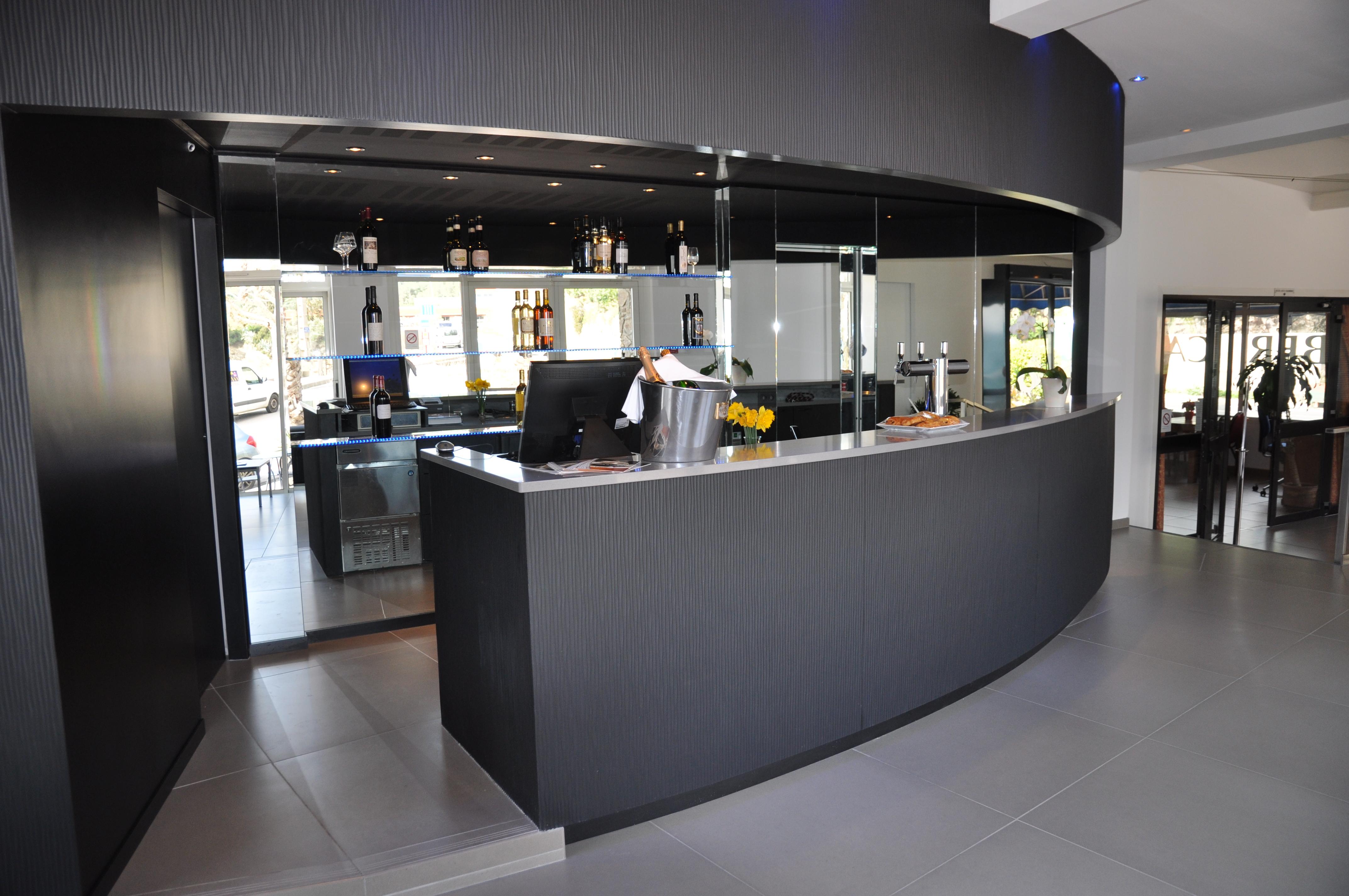 בניולס-סור-מר Les Elmes - Hotel, Spa & Plage Privee מראה חיצוני תמונה