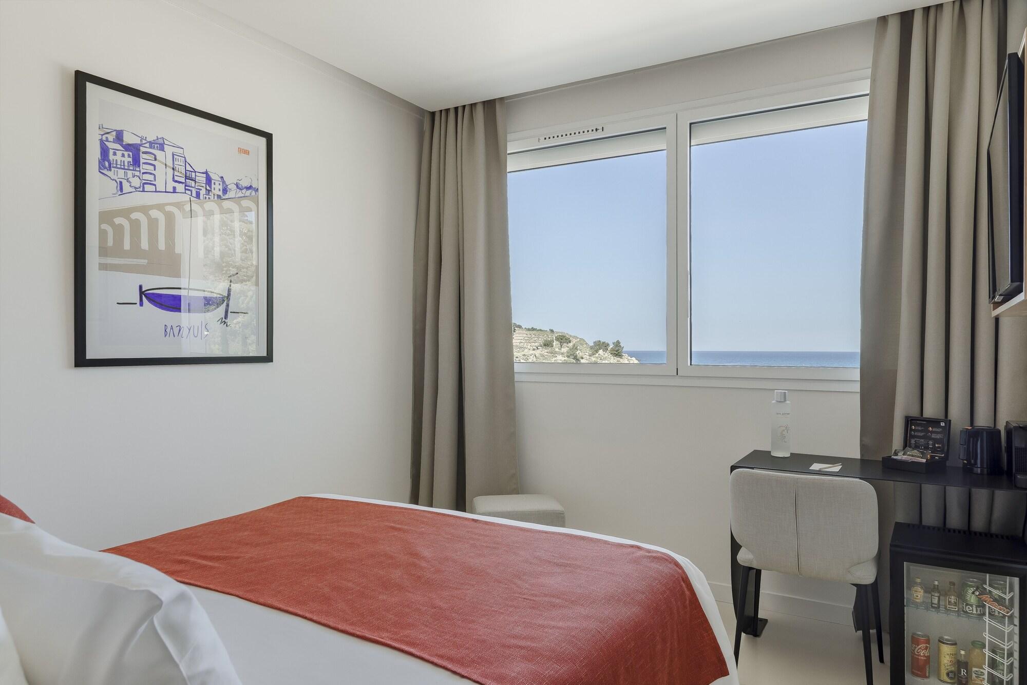 בניולס-סור-מר Les Elmes - Hotel, Spa & Plage Privee מראה חיצוני תמונה