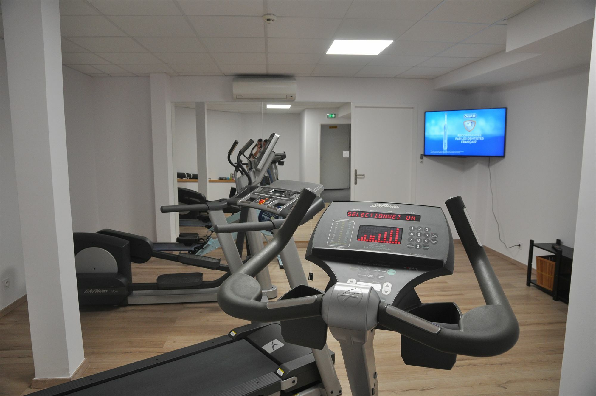 בניולס-סור-מר Les Elmes - Hotel, Spa & Plage Privee מראה חיצוני תמונה