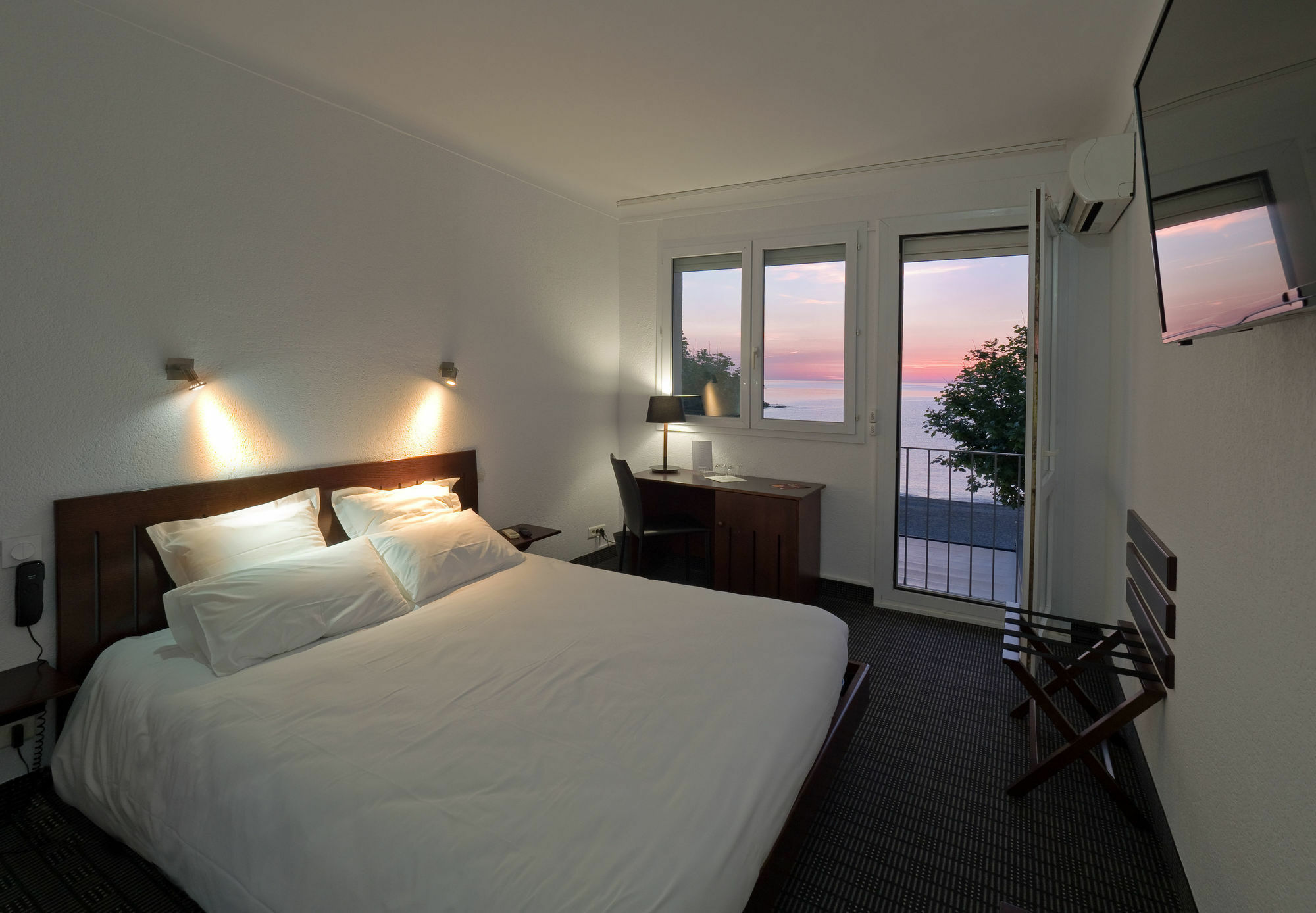 בניולס-סור-מר Les Elmes - Hotel, Spa & Plage Privee מראה חיצוני תמונה